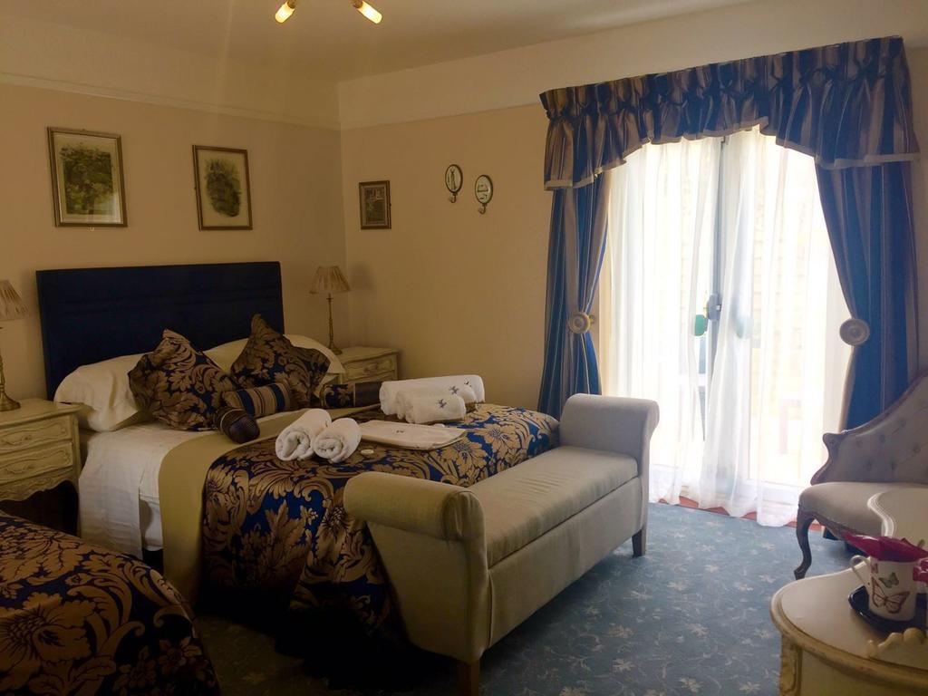 Abbington Hotel Стивънидж Екстериор снимка