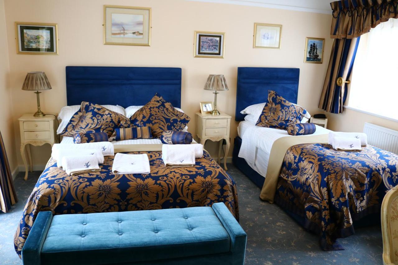 Abbington Hotel Стивънидж Екстериор снимка