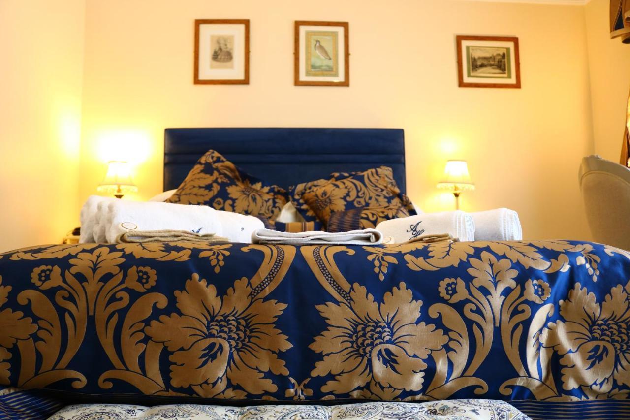 Abbington Hotel Стивънидж Екстериор снимка